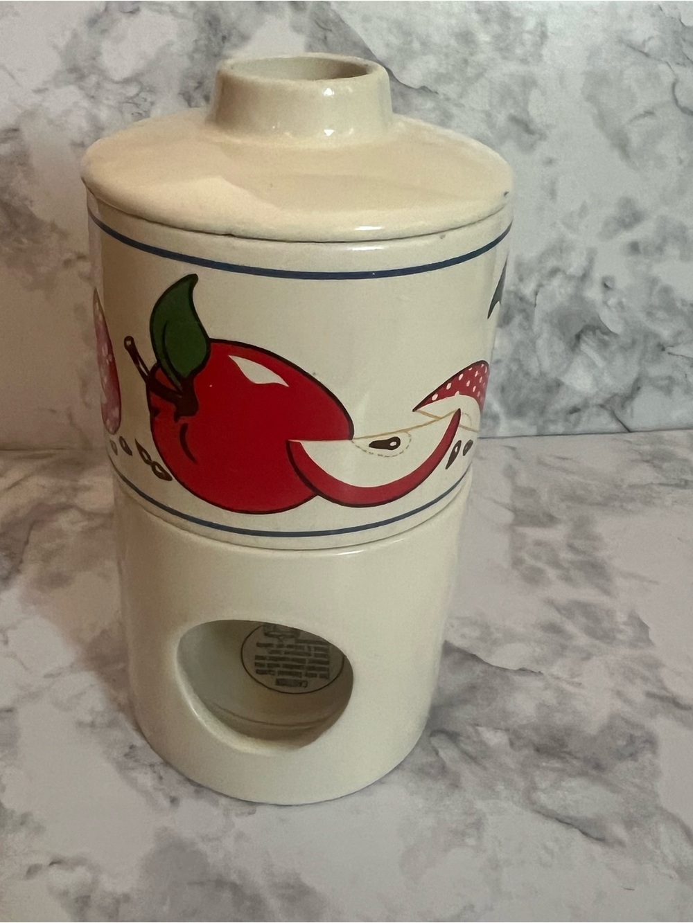 Vintage Cream Ceramic Apple Wax Warmer with Red Apple Motif